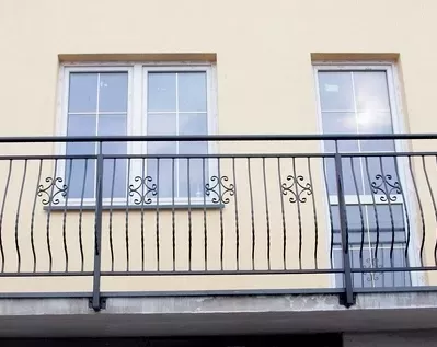 balustrady-ze-stali-czarnej-4